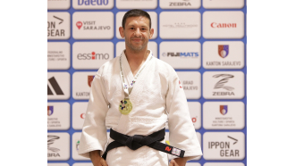 Евгени Генов спечели европейска титла в турнир за ветерани в Сараево