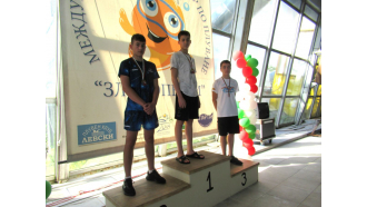 Два бронзови медала спечели Християн Митев в конкуренция с най-добрите в турнира по плуване 