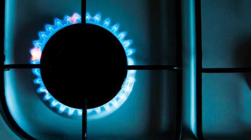 Няма ограничения и промени в регулярните доставки на природен газ за 